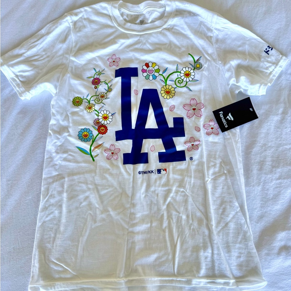 NEW LA Dodgers x Murakami Graphic Tee